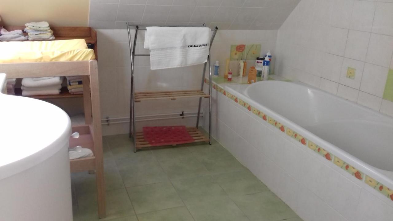 Chambre Chez L Habitant Malguenac Luaran gambar